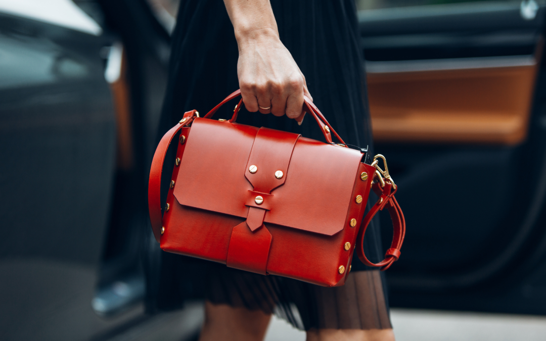 Your Guide to Choosing the Perfect Handbag for Any Event